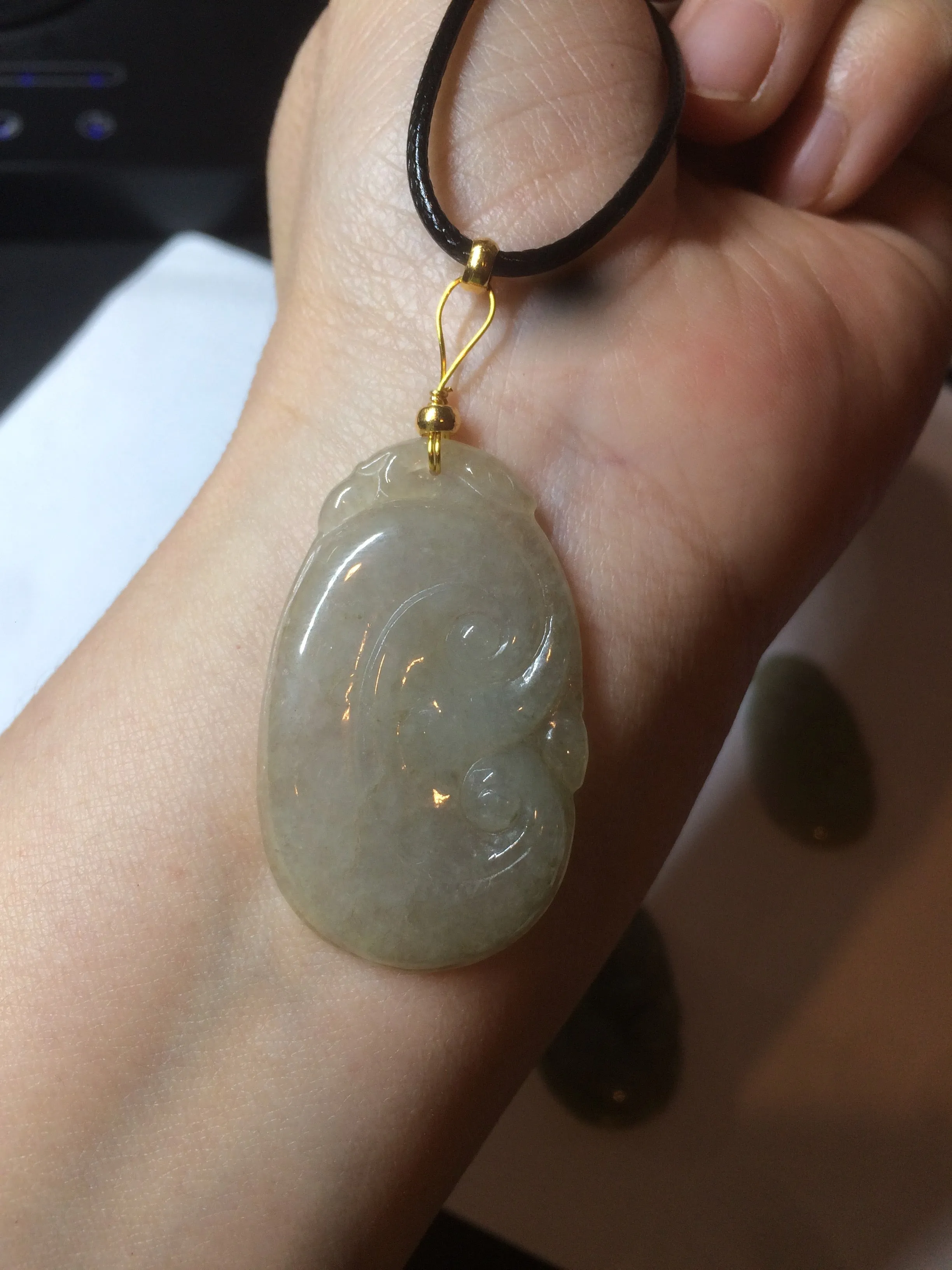 100% Natural type A dark green/light green/gray jadeite Jade RuYi(如意) pendant BF75