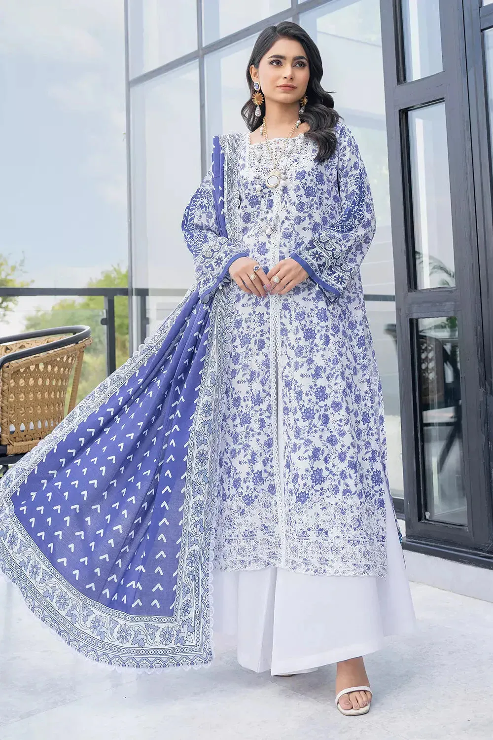 3PC Embroidered Unstitched Lawn Suit KL-2814