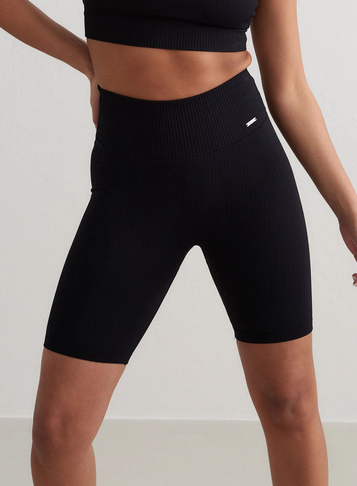 Black Ribbed Seamless Biker Shorts