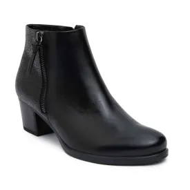 Cafe Boot in Black Leather