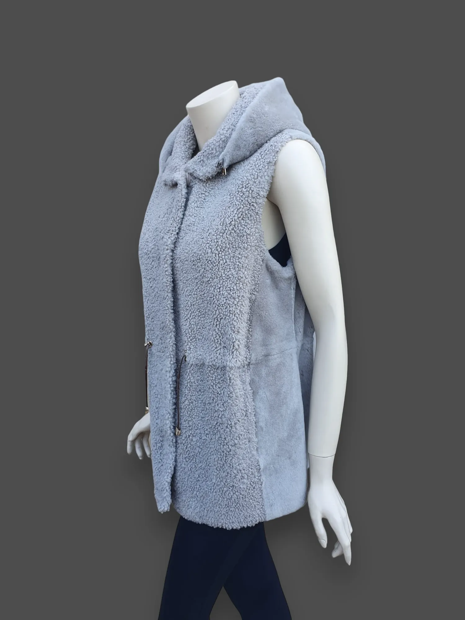 "Suprema" Sand Merino Shearling Vest w/ Reversible Cashmere - Size 42